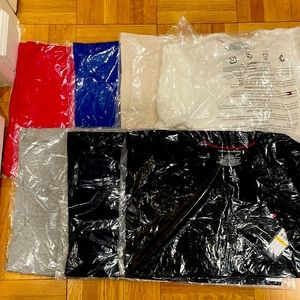 7 Tommy Hilfiger tees brand new in packaging - sold as bundle